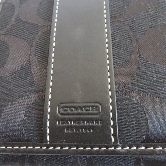 💕💕HP💕💕Coach Signature Mini Wallet, Black - NWT - Picture 8 of 16